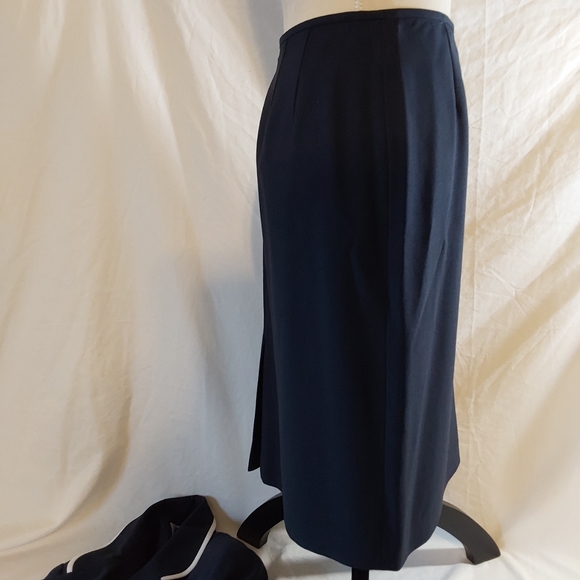 Vintage Kasper A.S.L Blue Skirt Suit with White Trim Collar size 14 - Picture 3 of 13